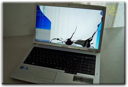 замена матрицы на ноутбуке Samsung в Нижнем Тагиле
